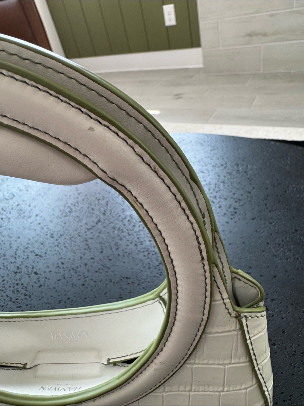HANWEN NEW YORK Nino Crossbody Clutch Bag Croc-Embossed Calfskin Cream Olive - Picture 8 of 10